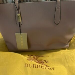 Designer inspired tote NWT with pouch